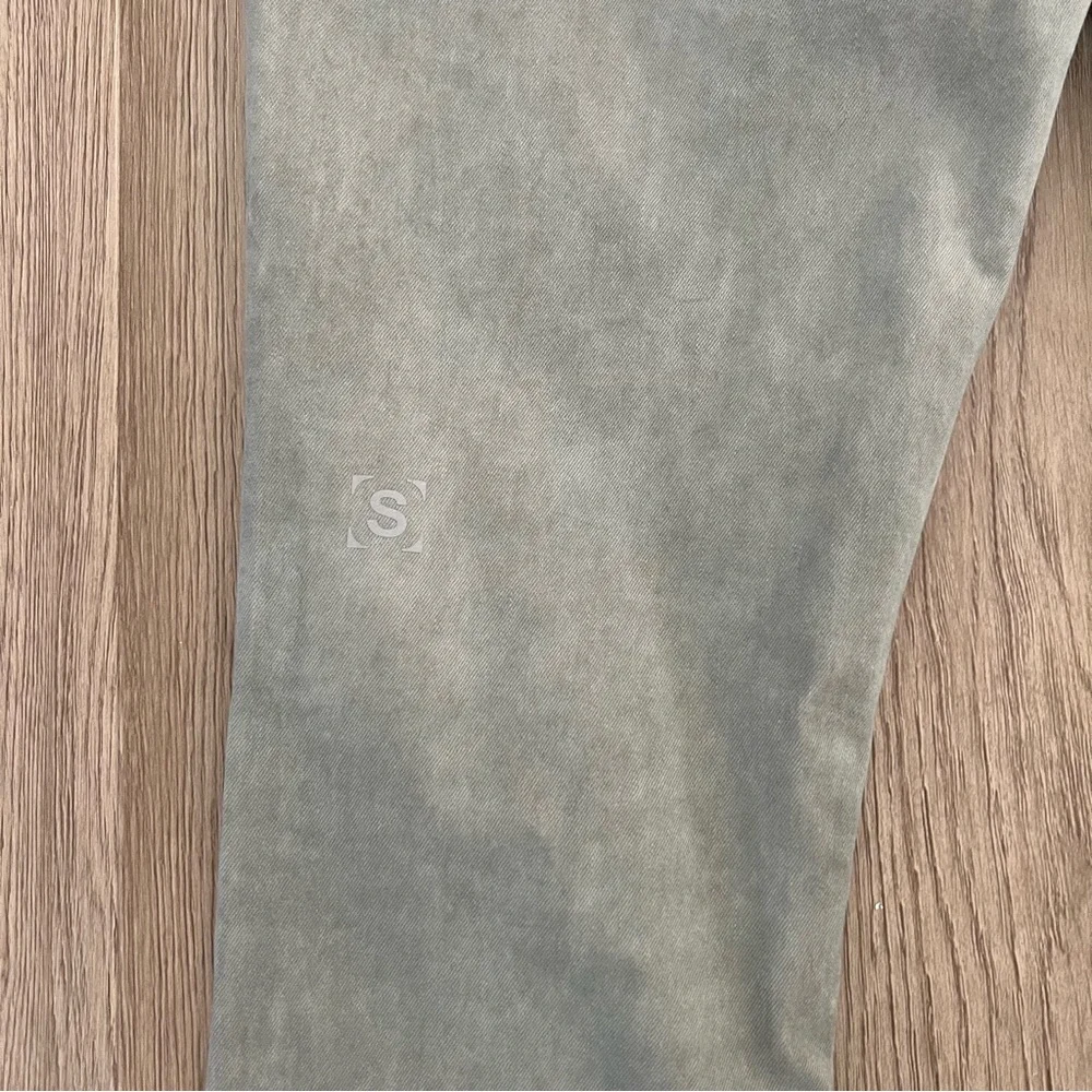 Serenede Stacked Denim Jeans Men’s Size 30 Sage Green Gray Snap Hem
